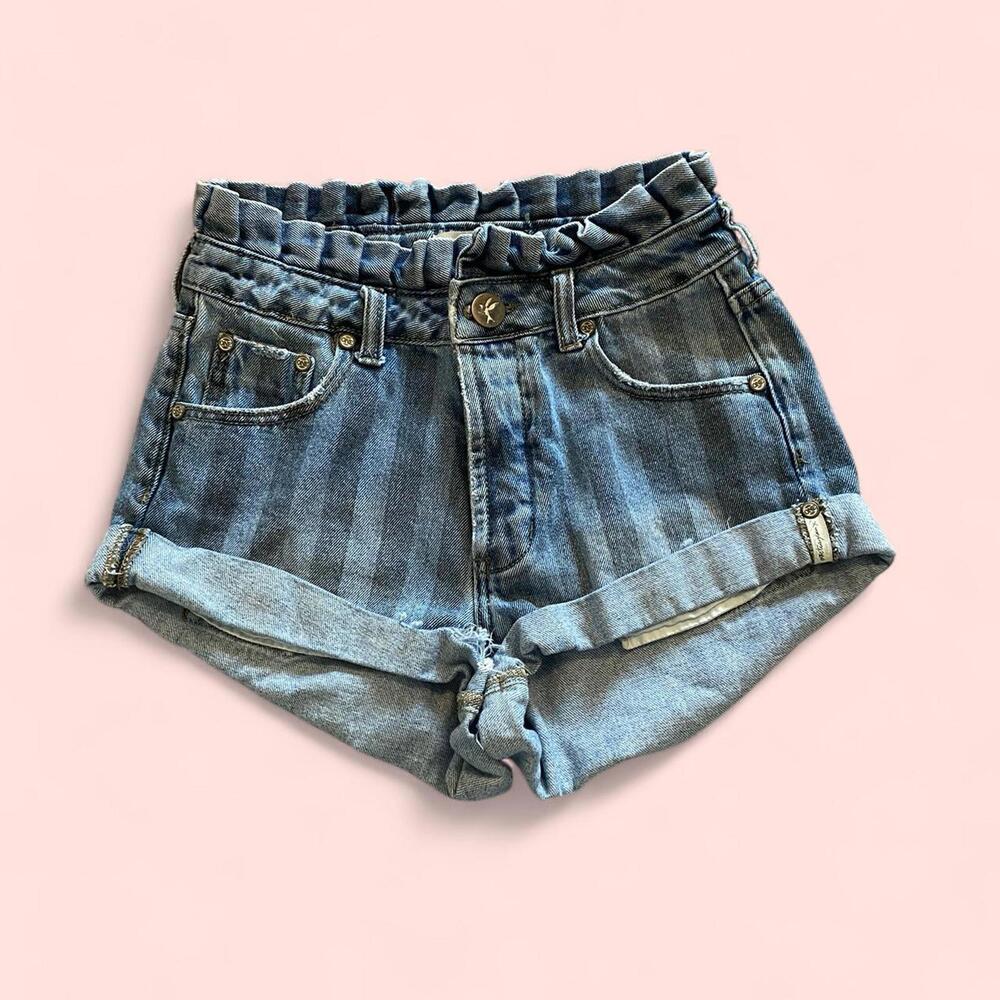 One teaspoon Mid-waisted, light-washed blue denim shorts